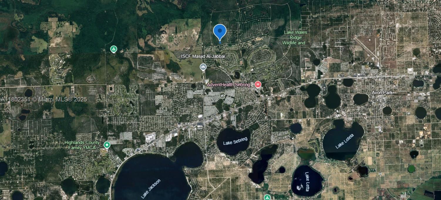 SUN N LAKE EST OF SEBRING - Land