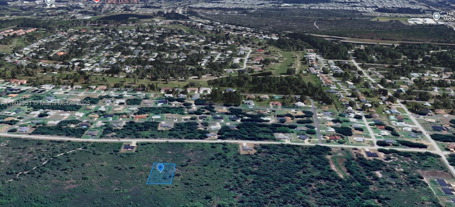 SUN N LAKE EST OF SEBRING - Land