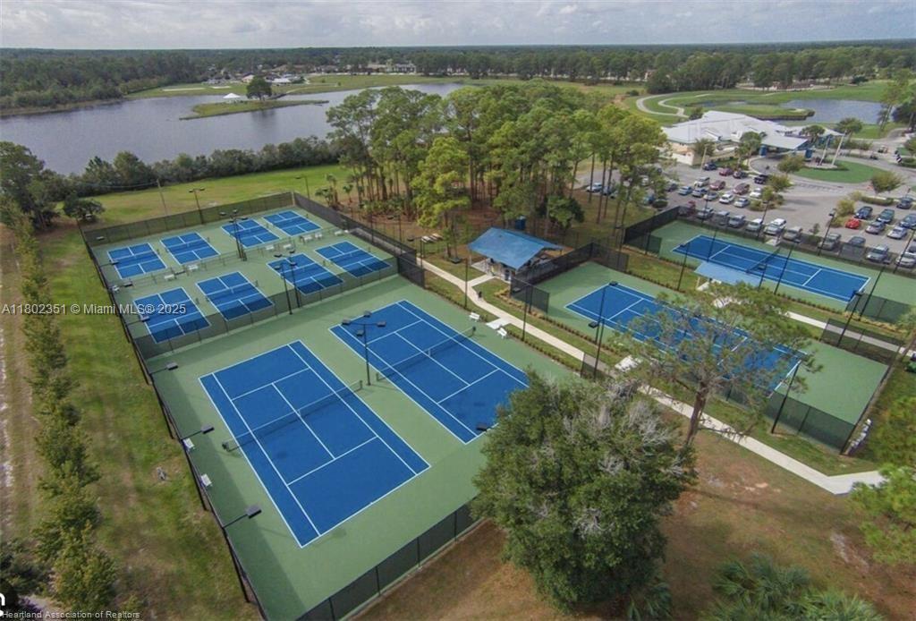 SUN N LAKE EST OF SEBRING - Land