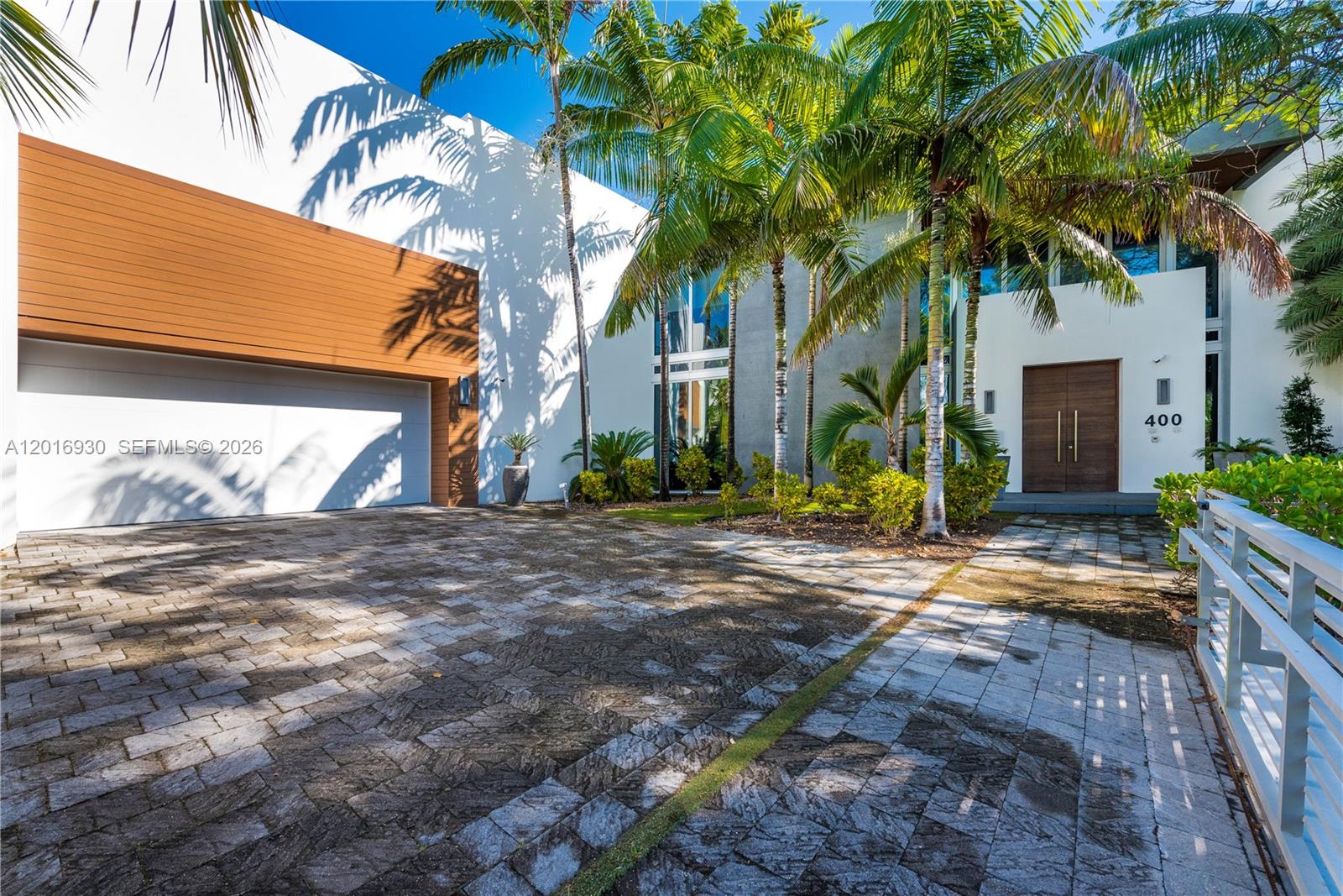 400 Tamarind Dr