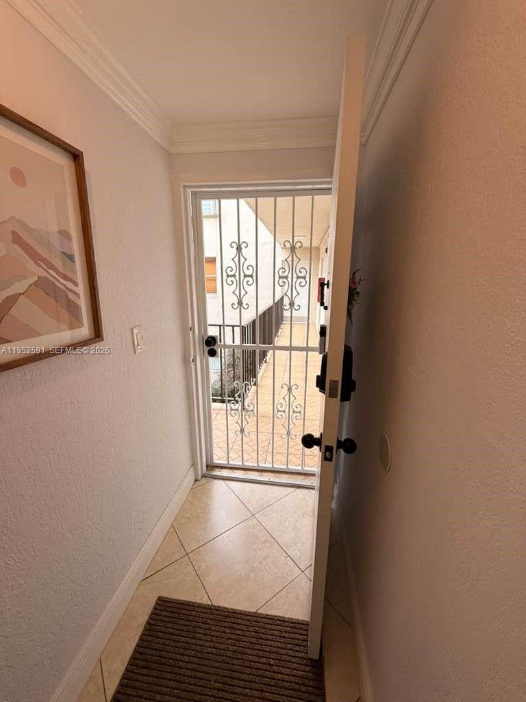 EL LAGO CONDO - Residential