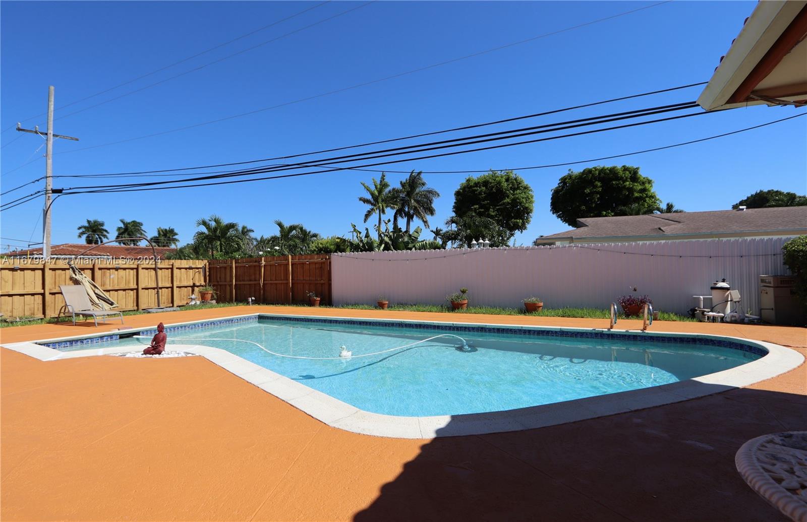 HIGHLAND LAKES SEC 3 - Residential