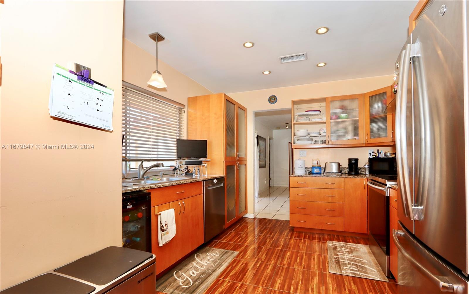 HIGHLAND LAKES SEC 3 - Residential