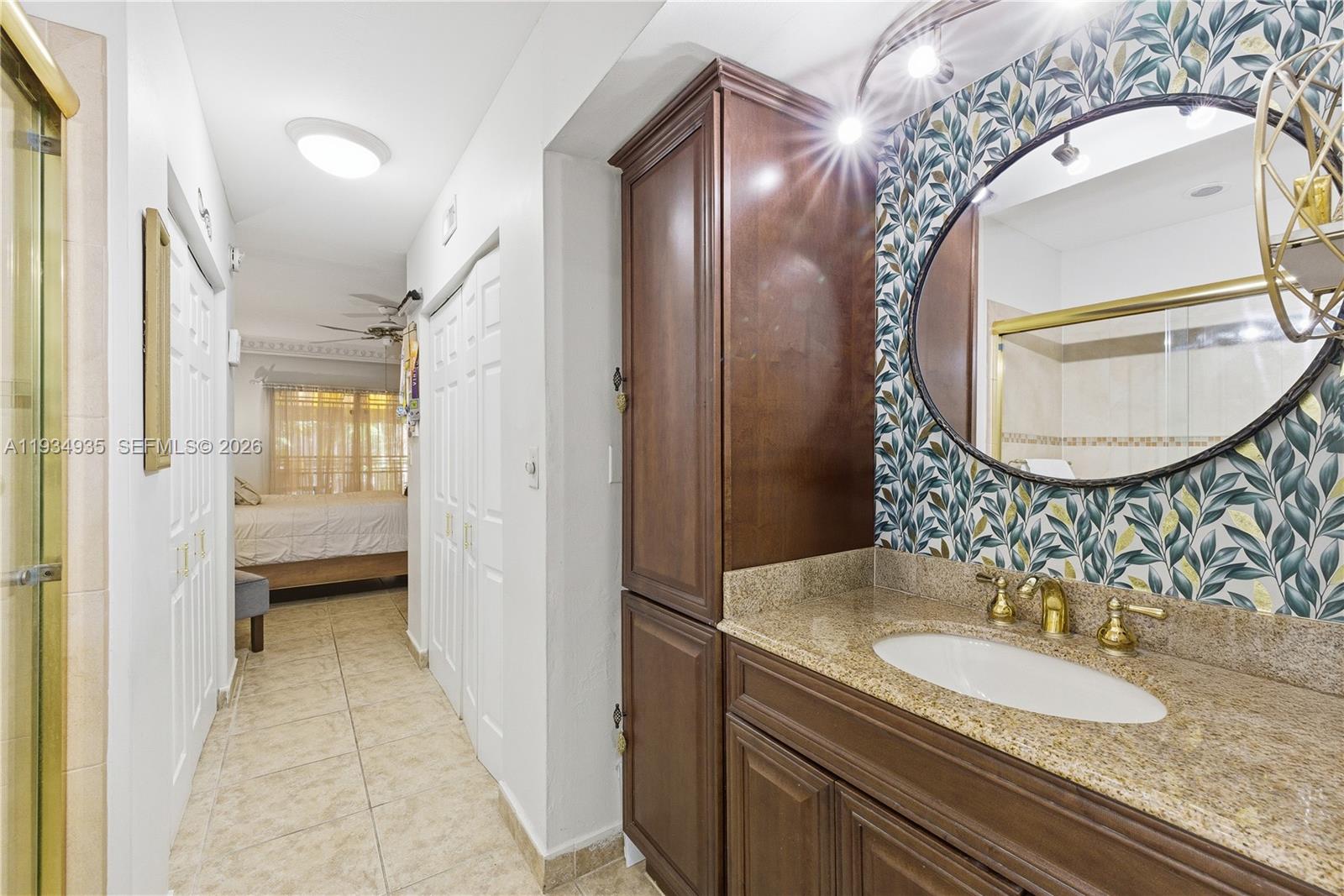 MIAMI LAKES WINDMILL GATE - Residential