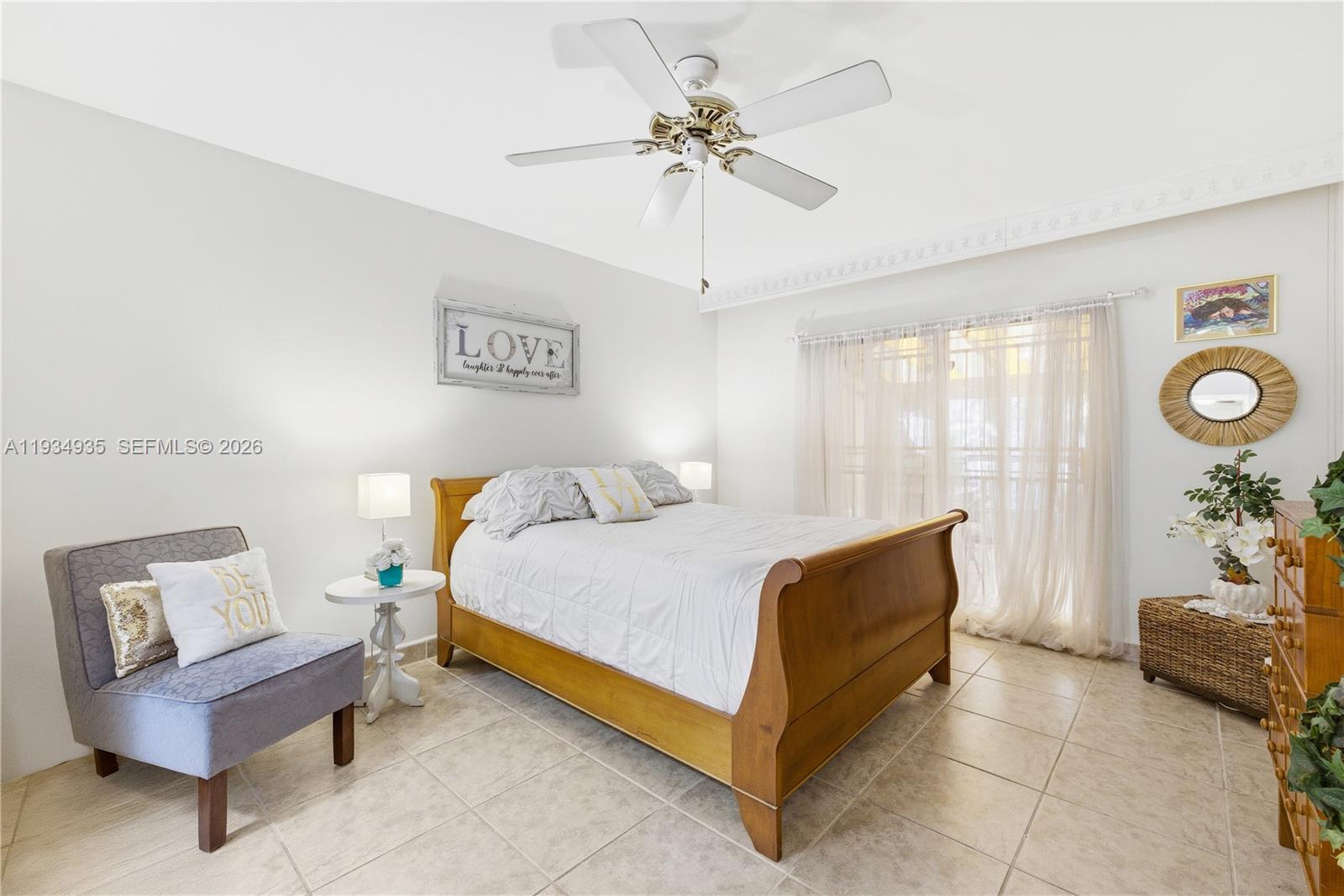 MIAMI LAKES WINDMILL GATE - Residential