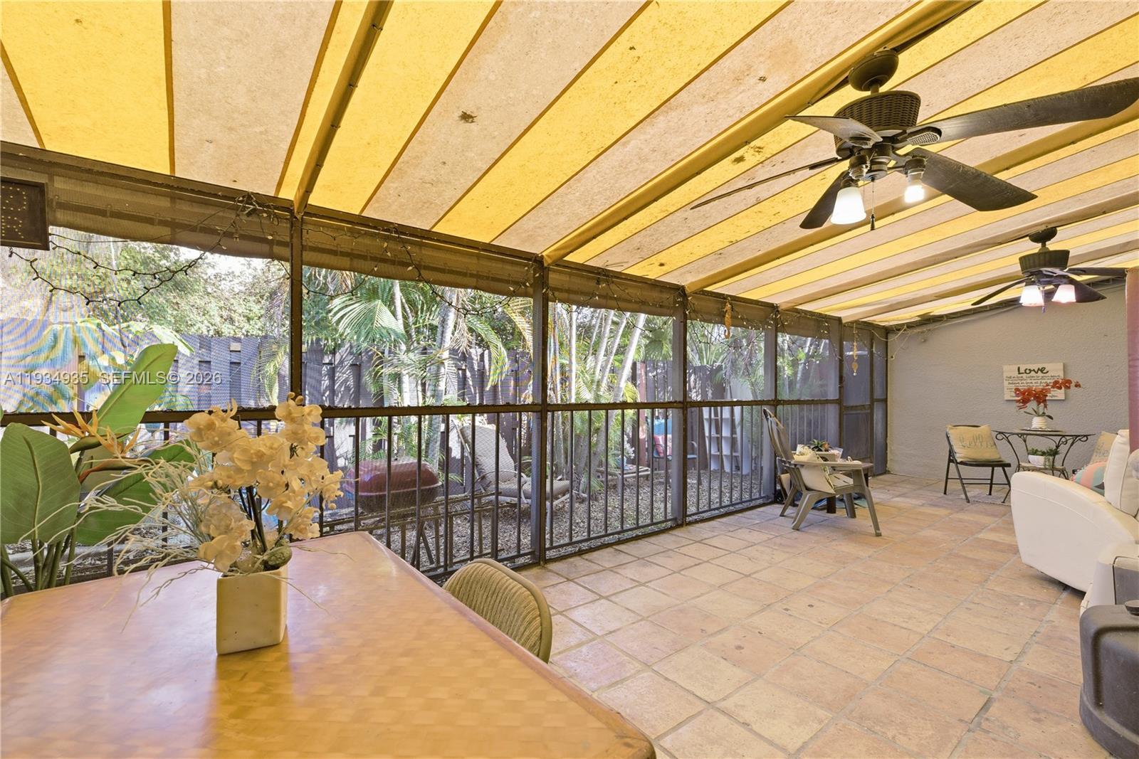 MIAMI LAKES WINDMILL GATE - Residential