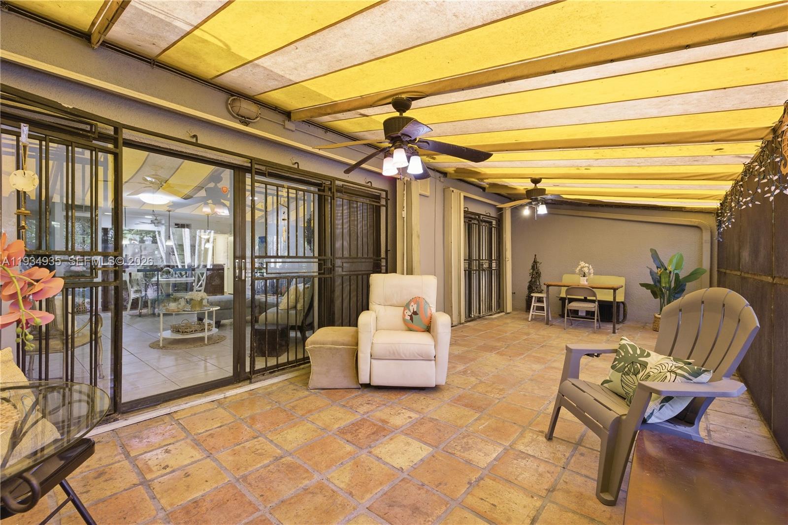 MIAMI LAKES WINDMILL GATE - Residential