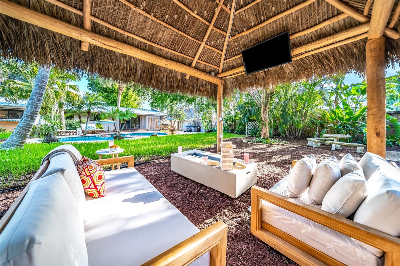 OAKLAND PARK SECOND ADD - Residential