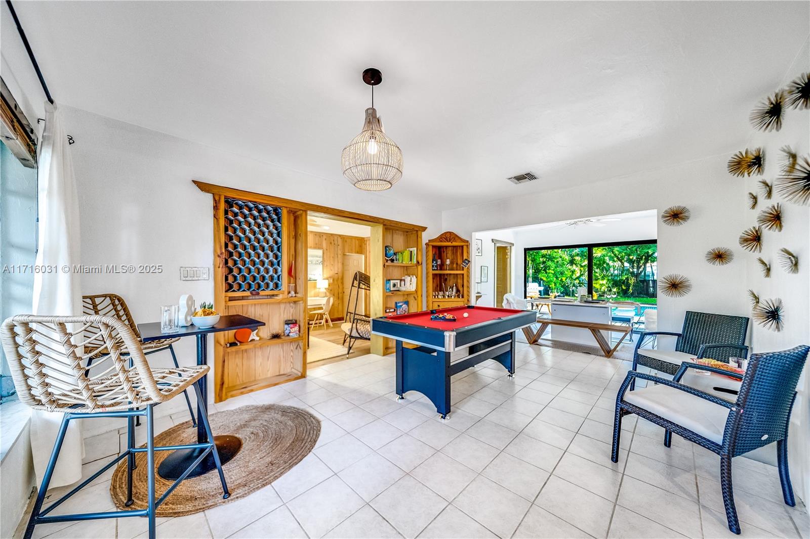 OAKLAND PARK SECOND ADD - Residential