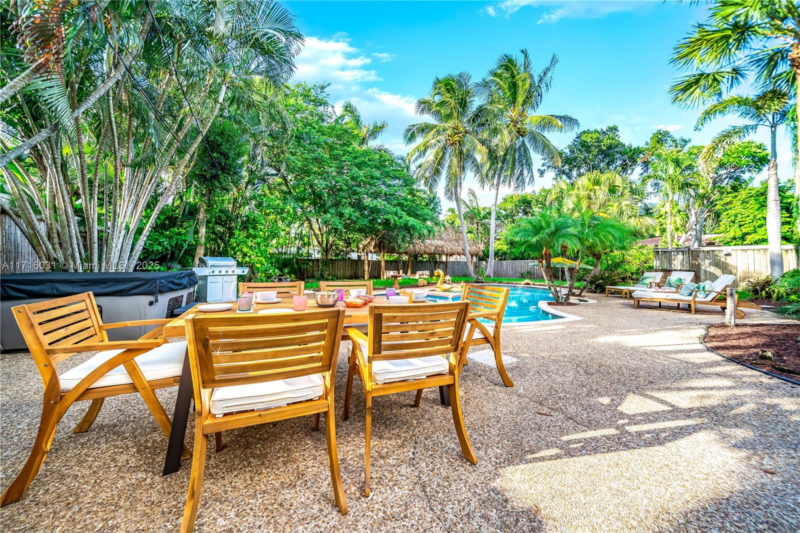 OAKLAND PARK SECOND ADD - Residential