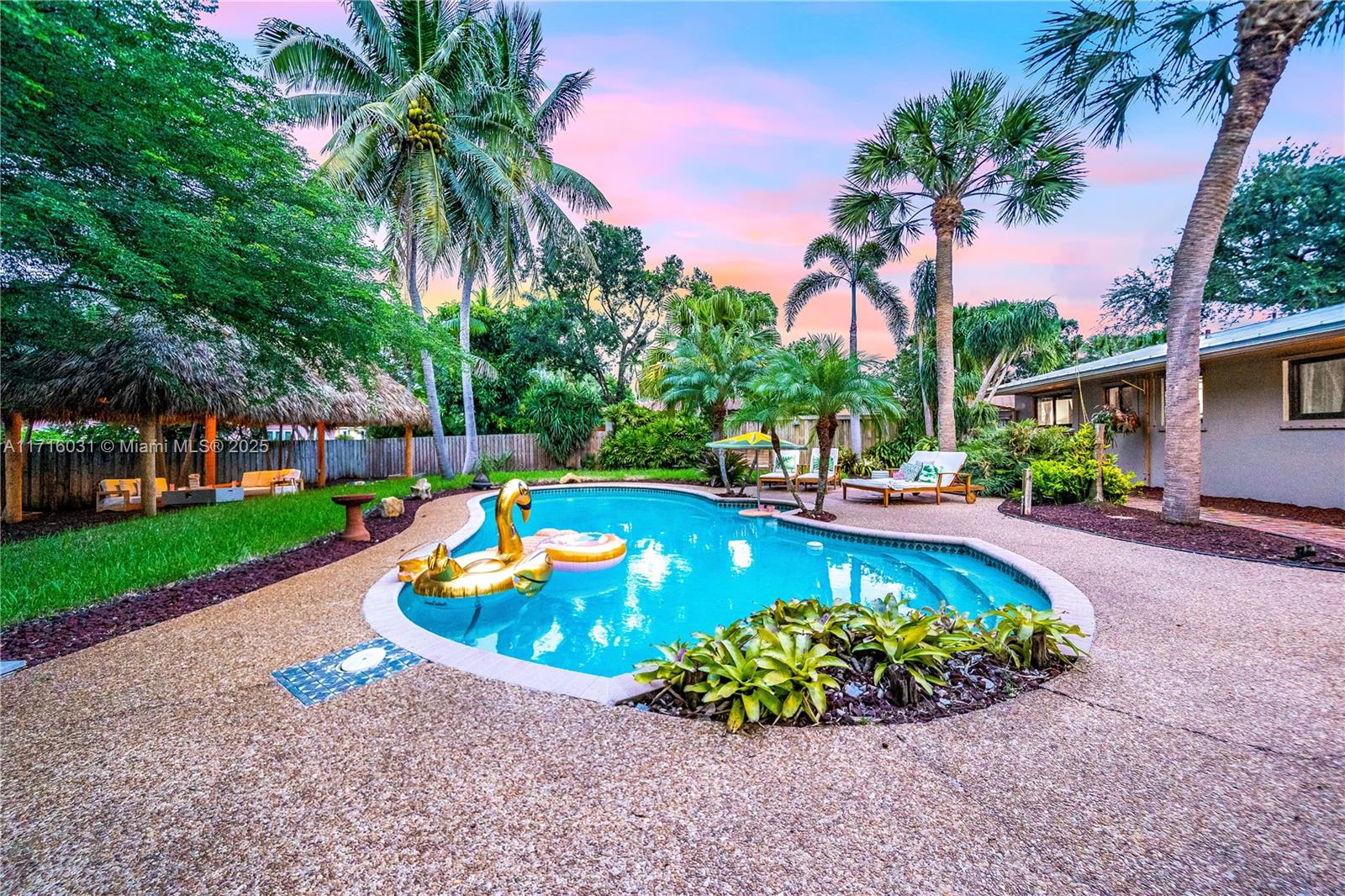 OAKLAND PARK SECOND ADD - Residential