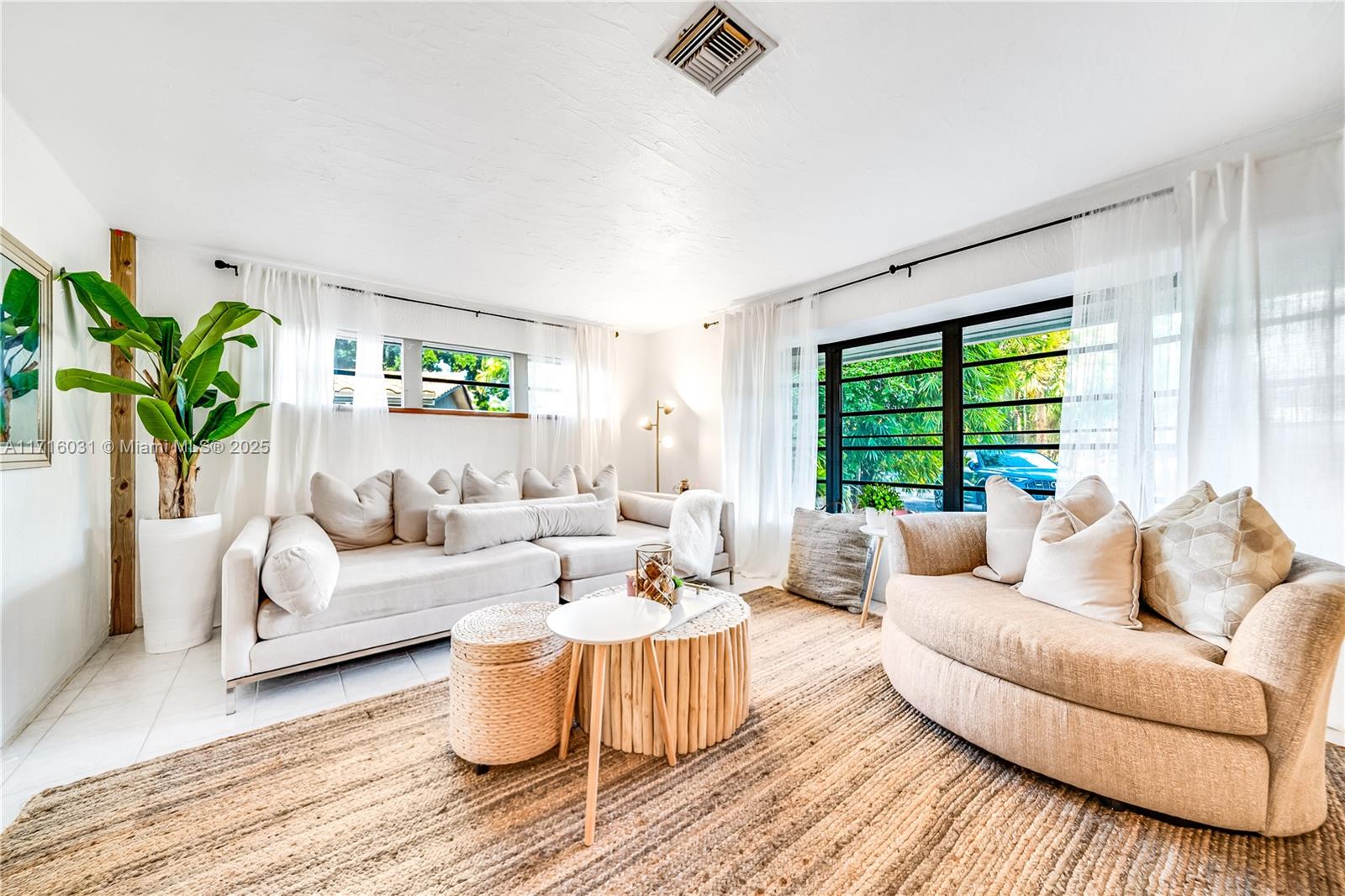 OAKLAND PARK SECOND ADD - Residential