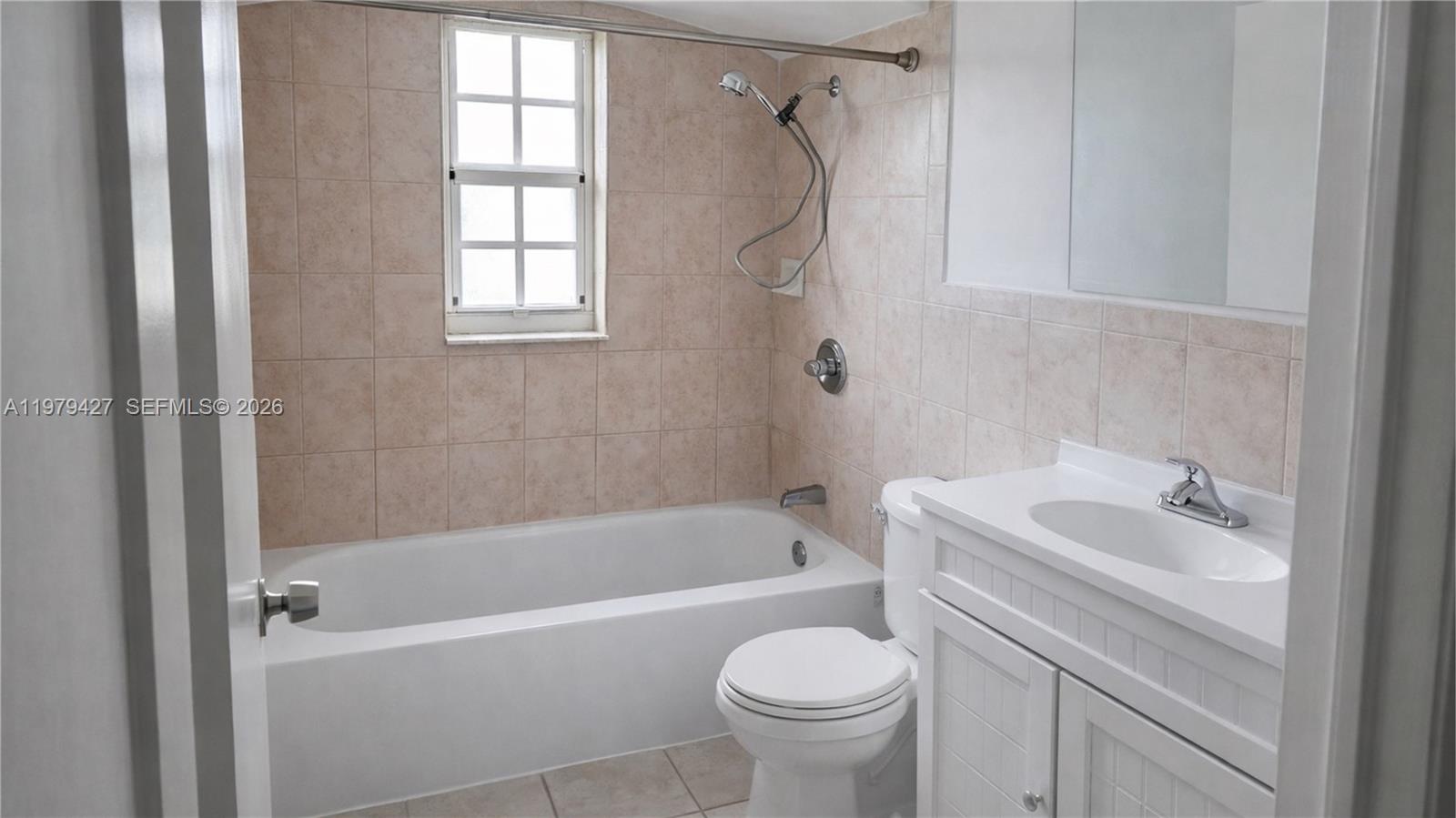 ISLE OF NORMANDY MIAMI VI - Residential Lease