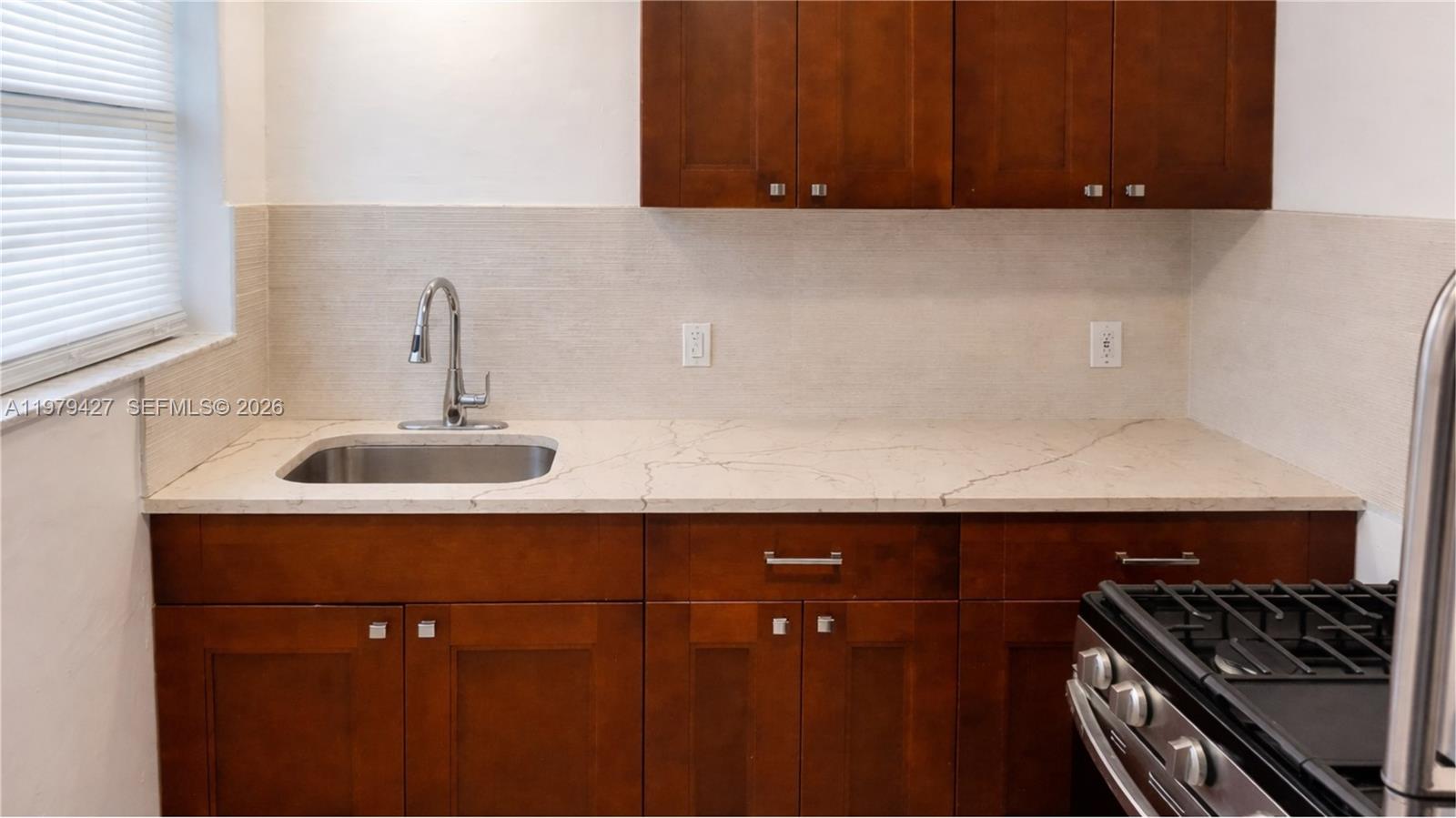 ISLE OF NORMANDY MIAMI VI - Residential Lease