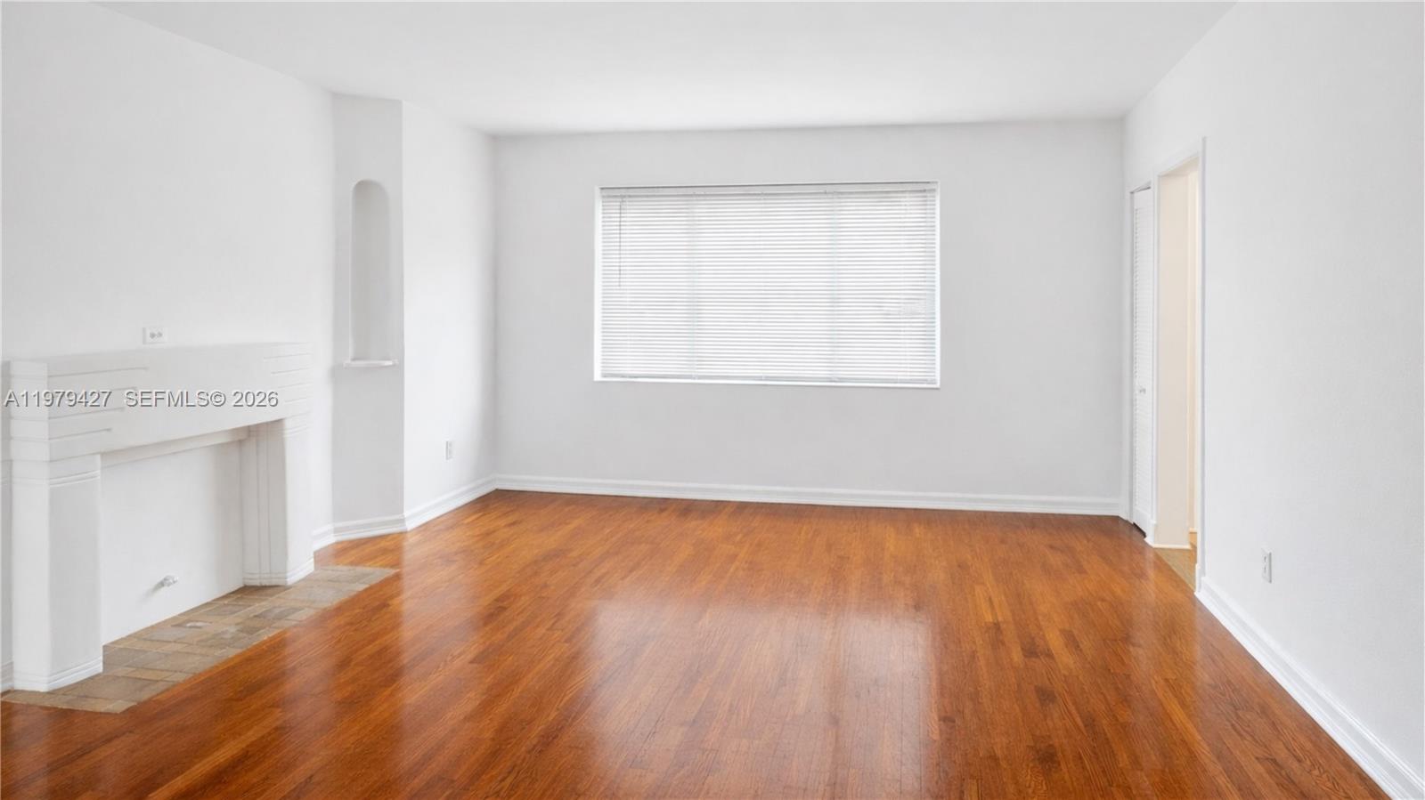 ISLE OF NORMANDY MIAMI VI - Residential Lease