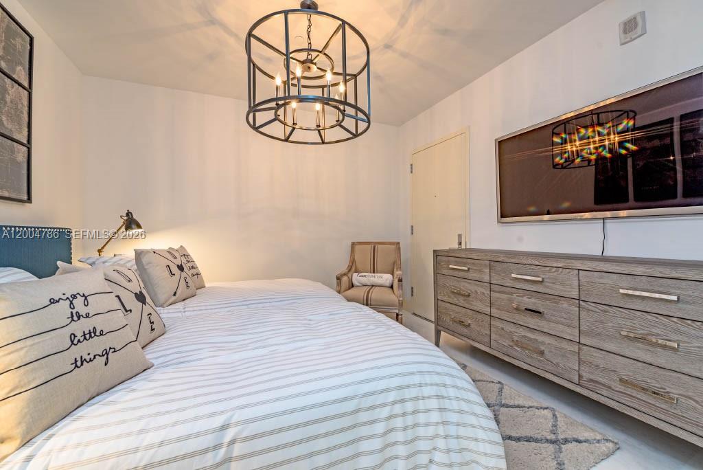 JADE SIGNATURE CONDO - Residential