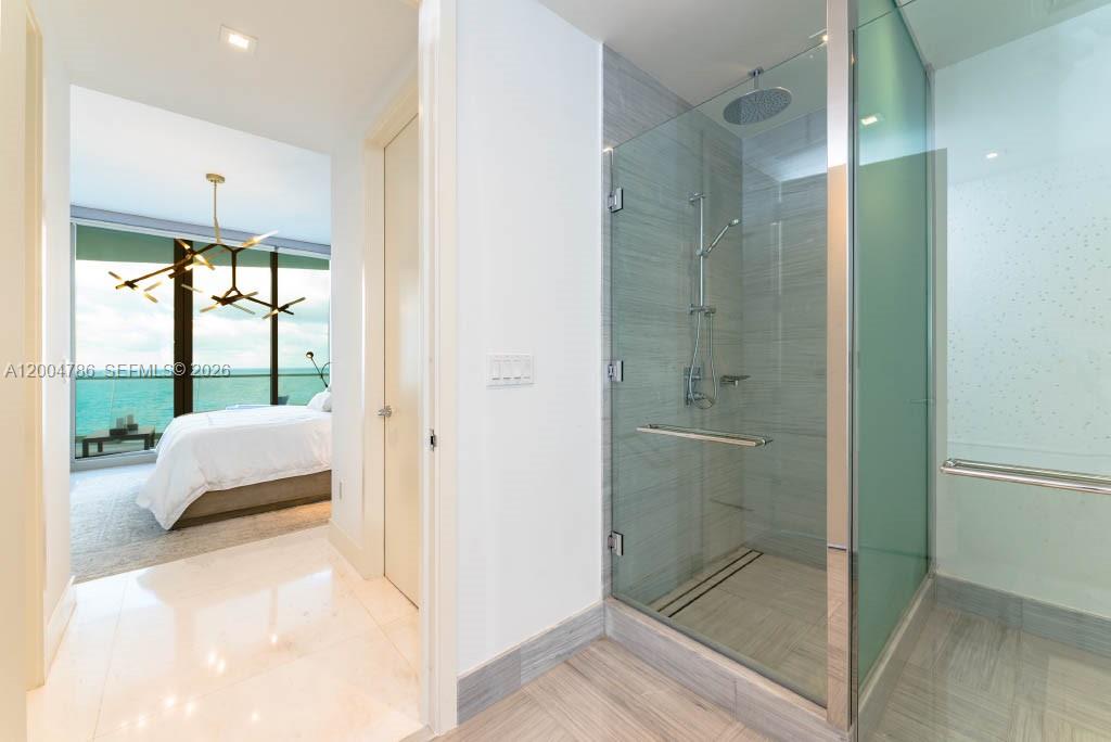 JADE SIGNATURE CONDO - Residential