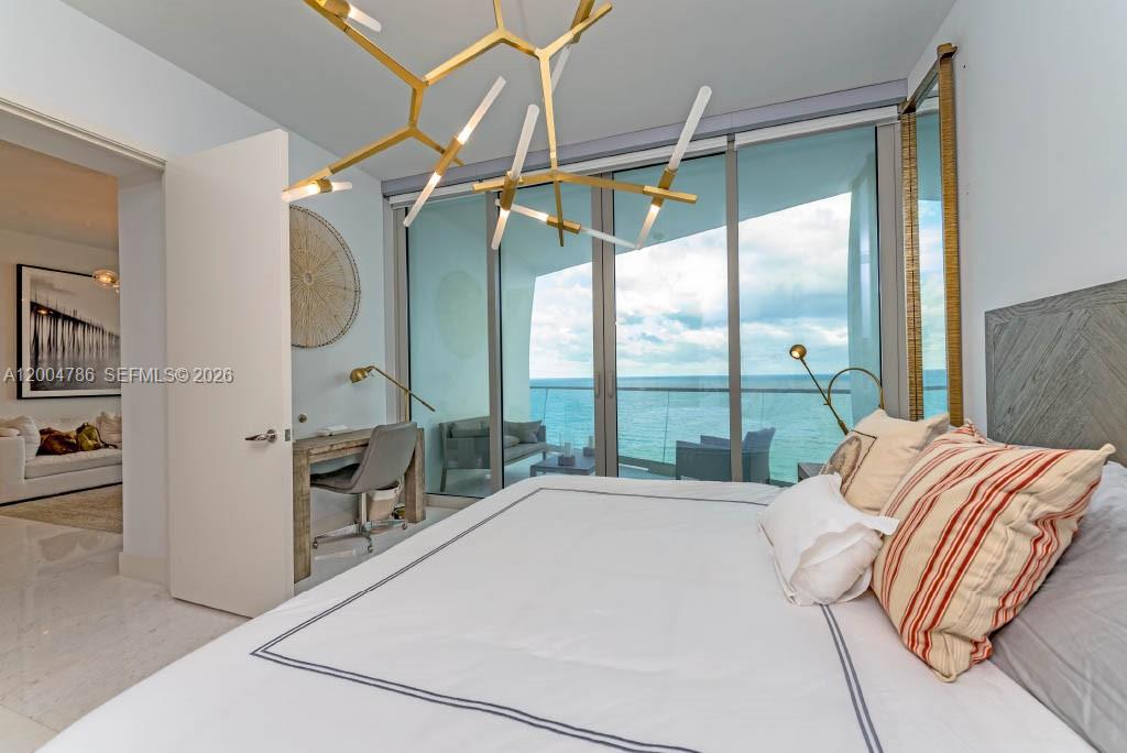 JADE SIGNATURE CONDO - Residential