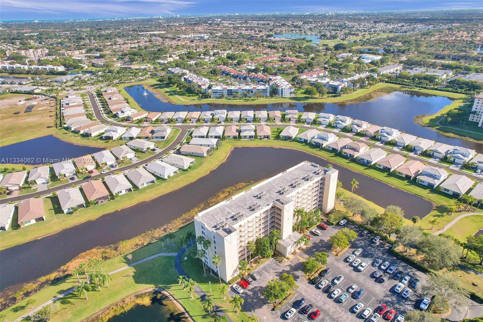 HUNTINGTON LAKES SEC FIVE - Residential