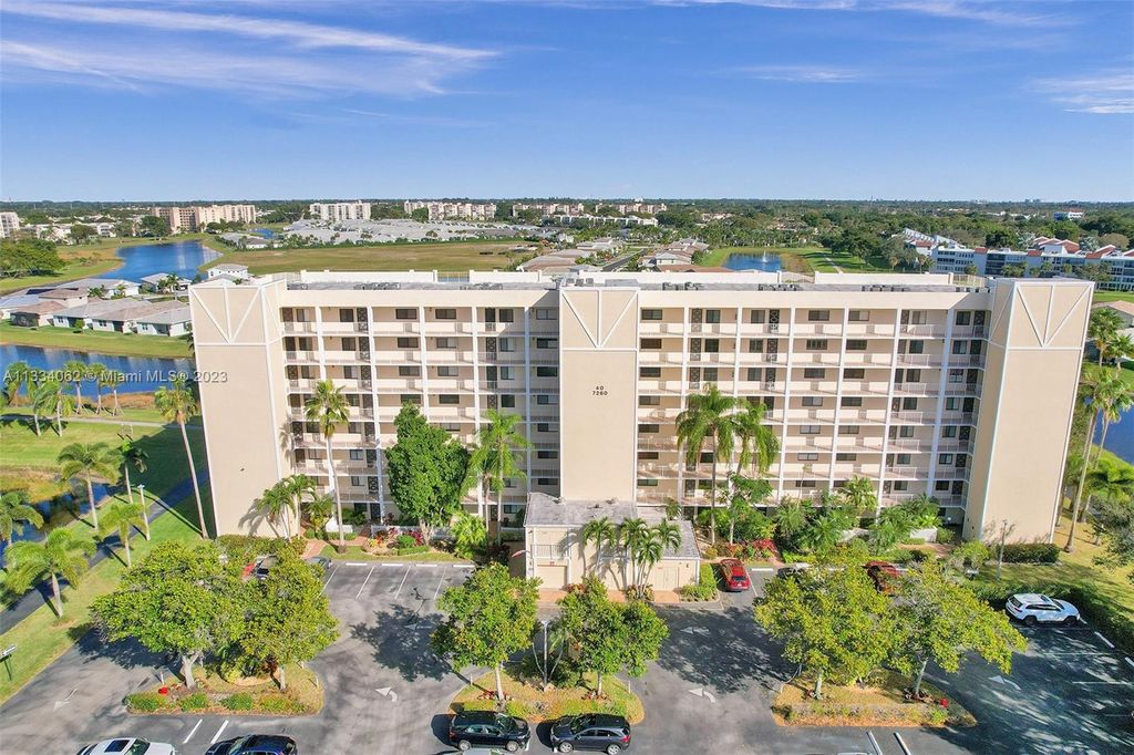 Photo of 7260 Kinghurst Dr #707, Delray Beach, FL 33446 (MLS # A11334062)