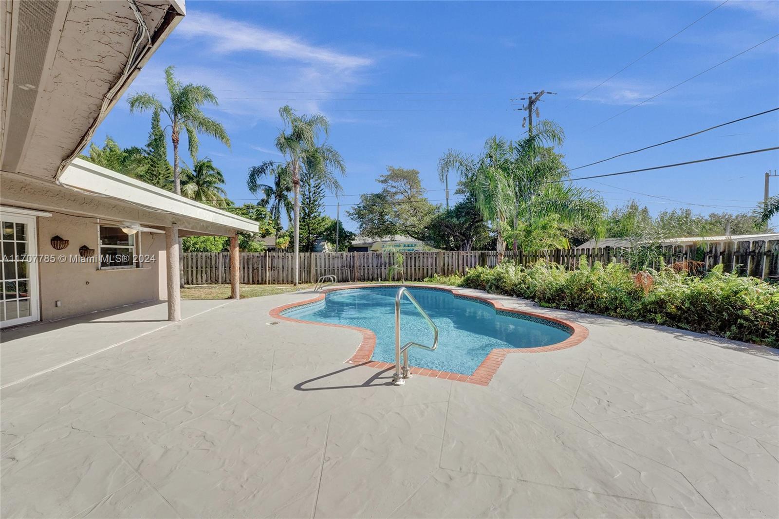 BRENTWOOD PARK - Residential