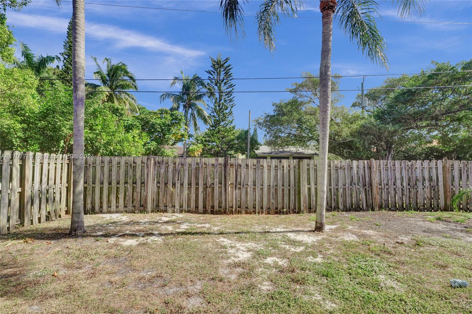 BRENTWOOD PARK - Residential