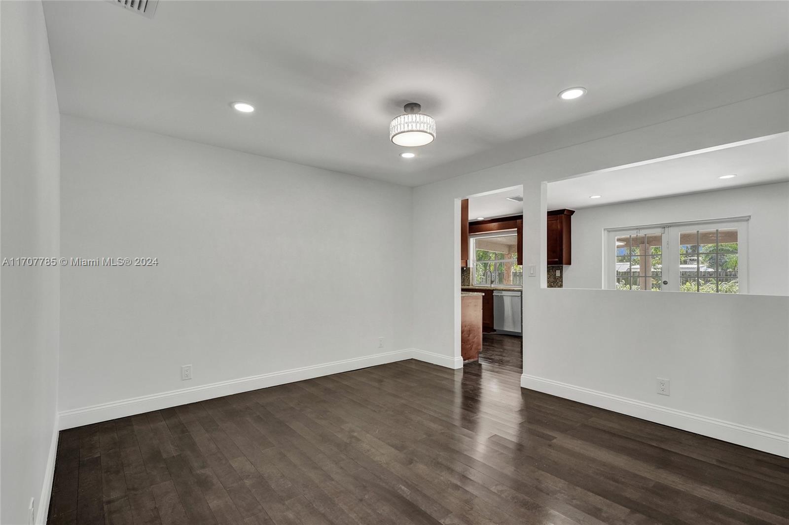 BRENTWOOD PARK - Residential