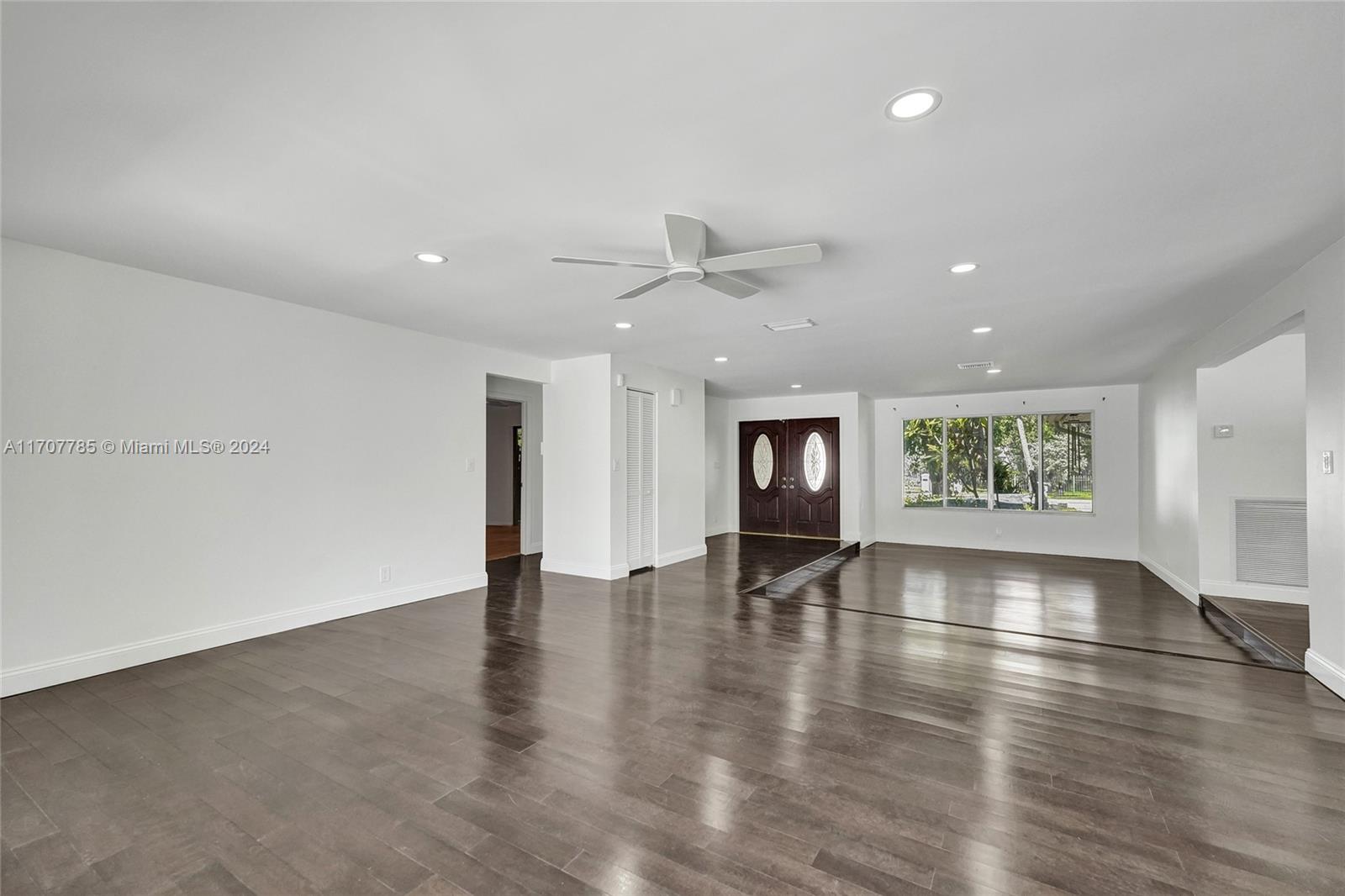 BRENTWOOD PARK - Residential