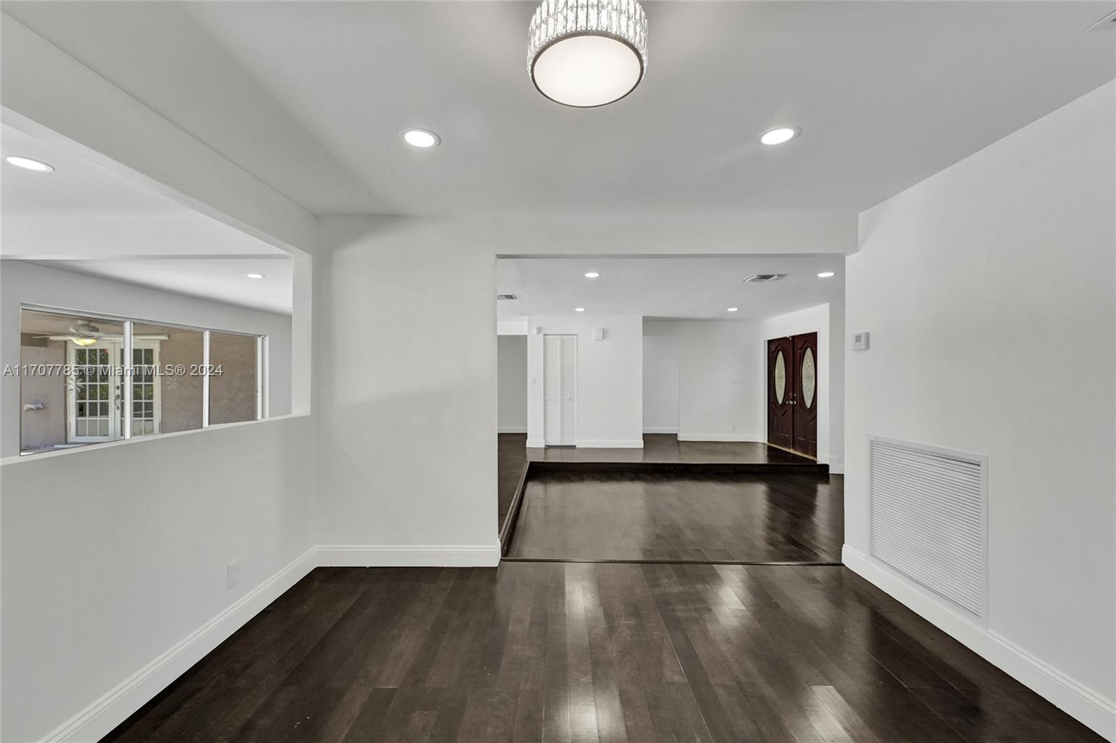 BRENTWOOD PARK - Residential