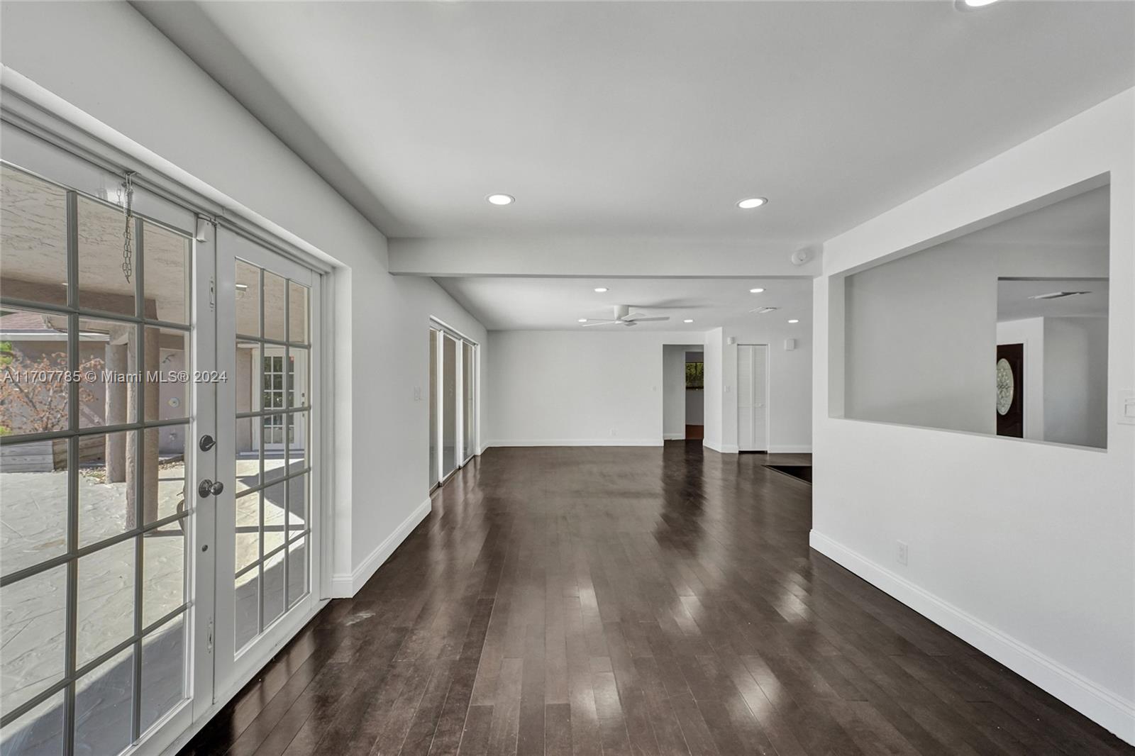 BRENTWOOD PARK - Residential