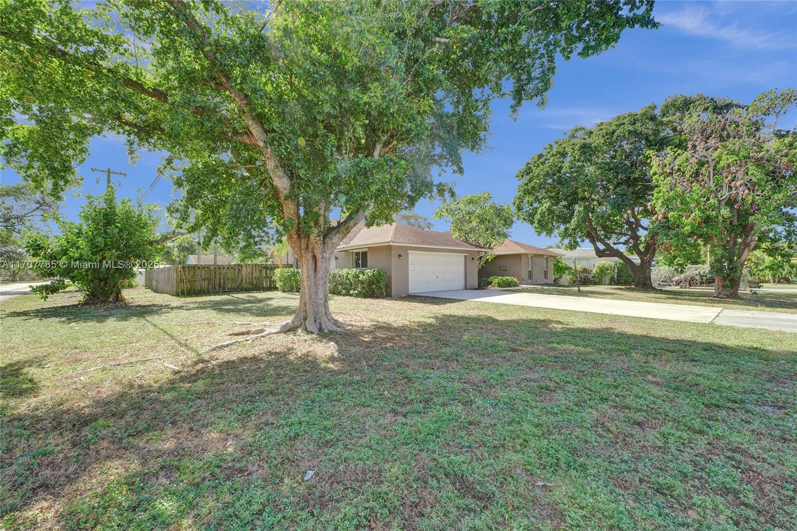 BRENTWOOD PARK - Residential