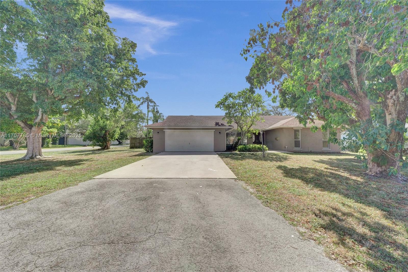 BRENTWOOD PARK - Residential