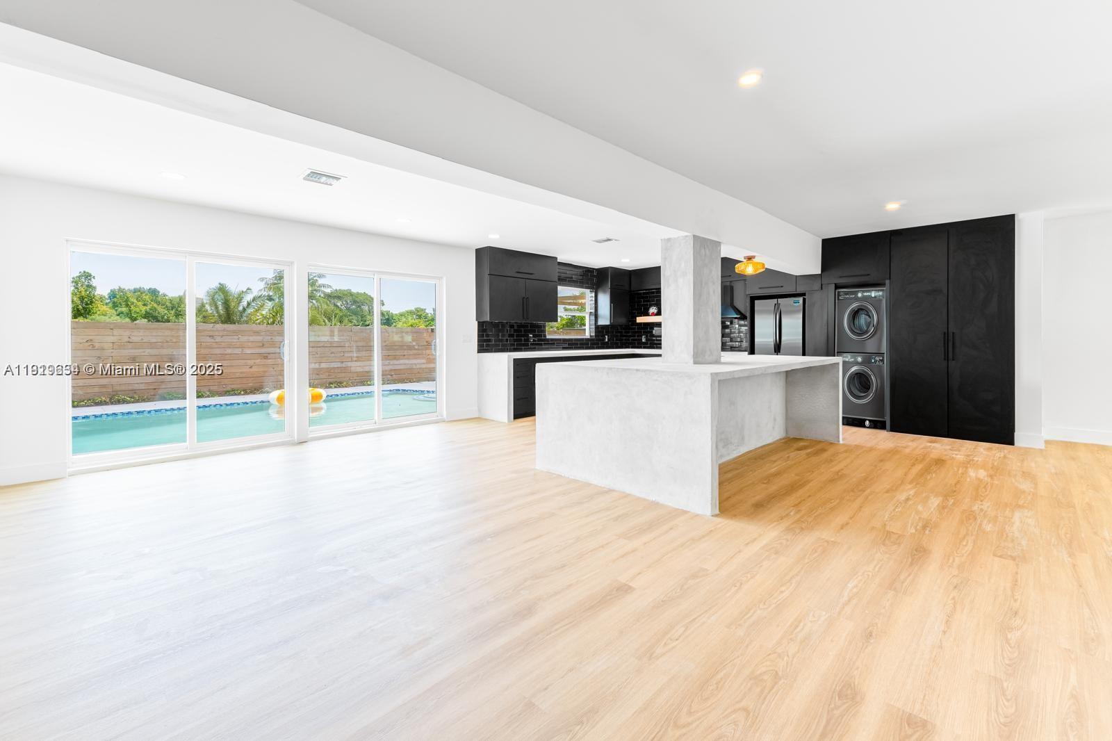 IVES ESTATES SEC 1 - Residential