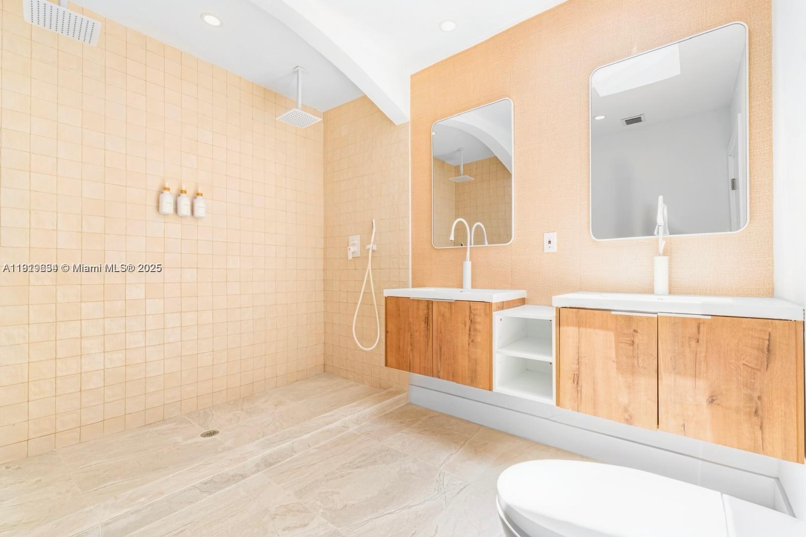 IVES ESTATES SEC 1 - Residential