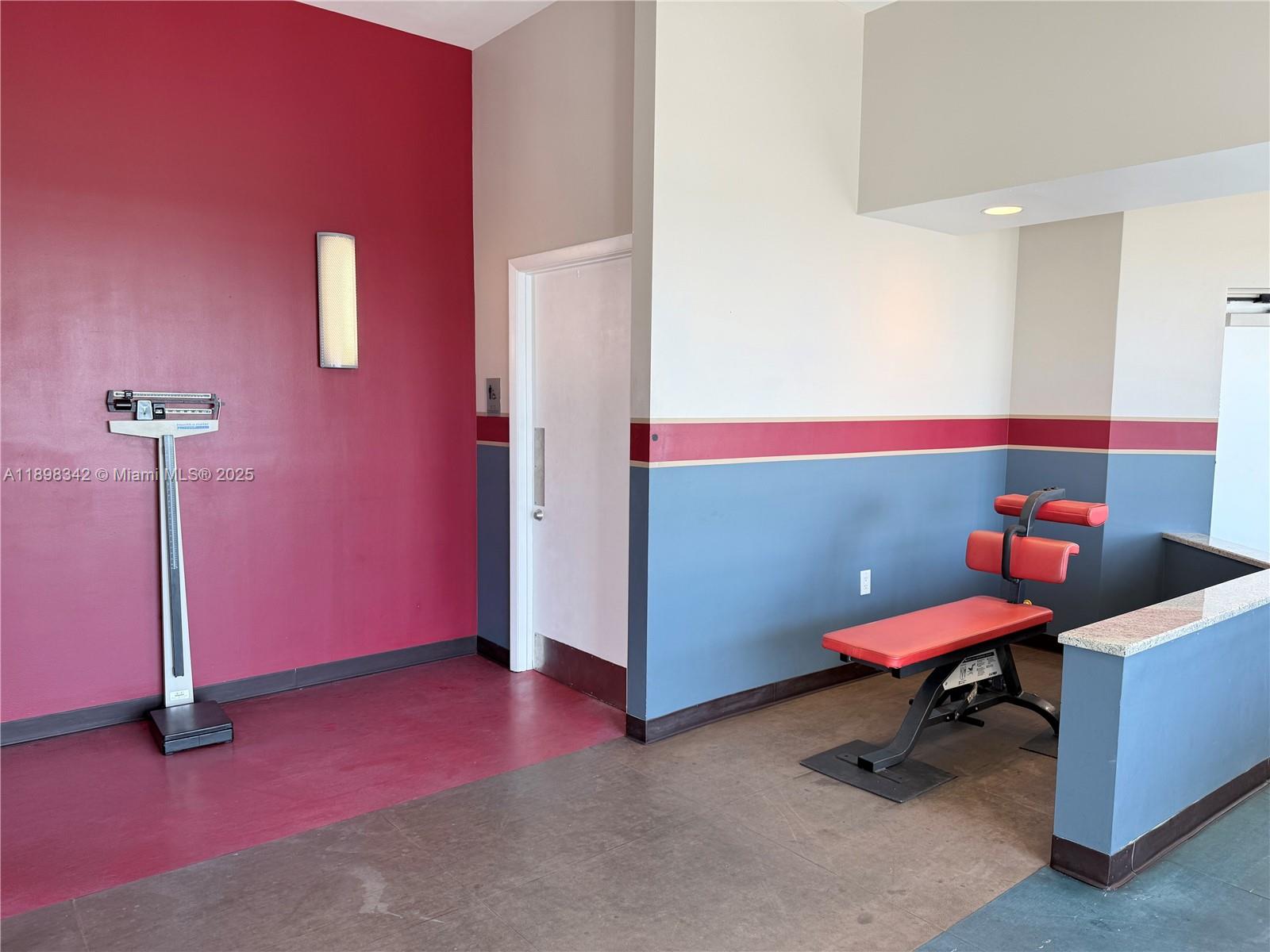 DOWNTOWN DADELAND CONDO N - Residential Lease