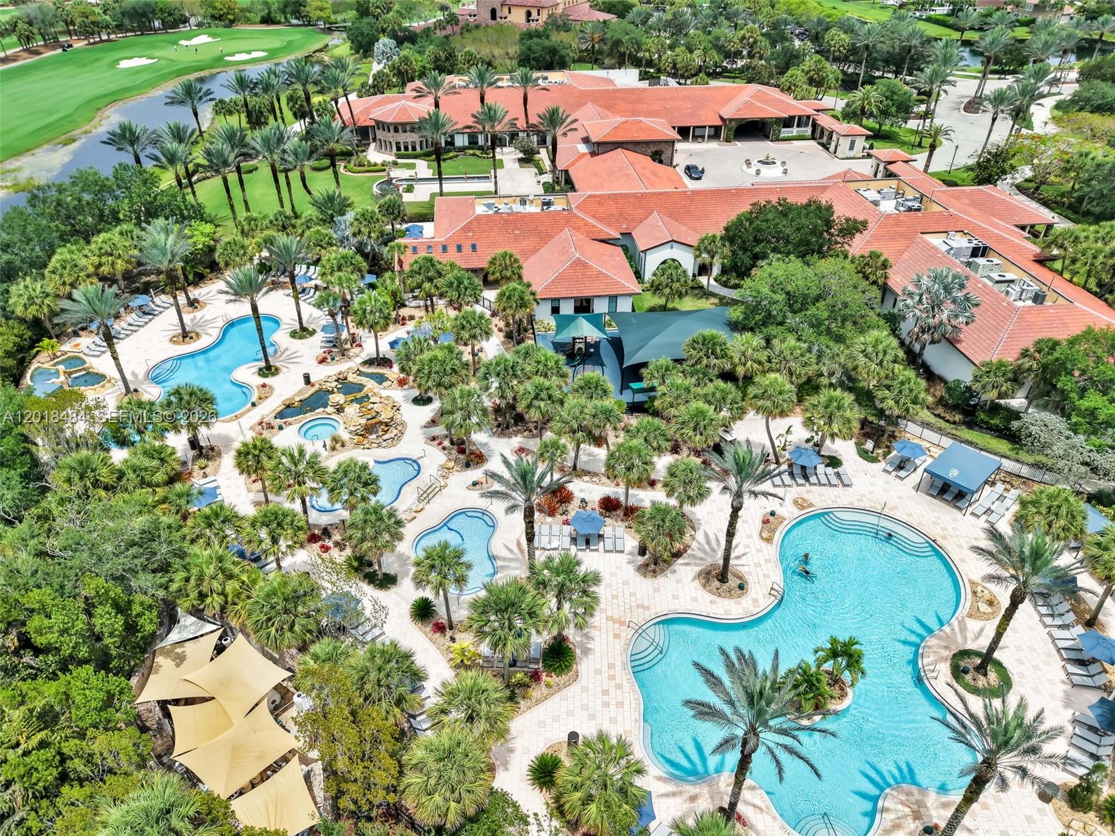 PARKLAND GOLF AND COUNTRY - Residential
