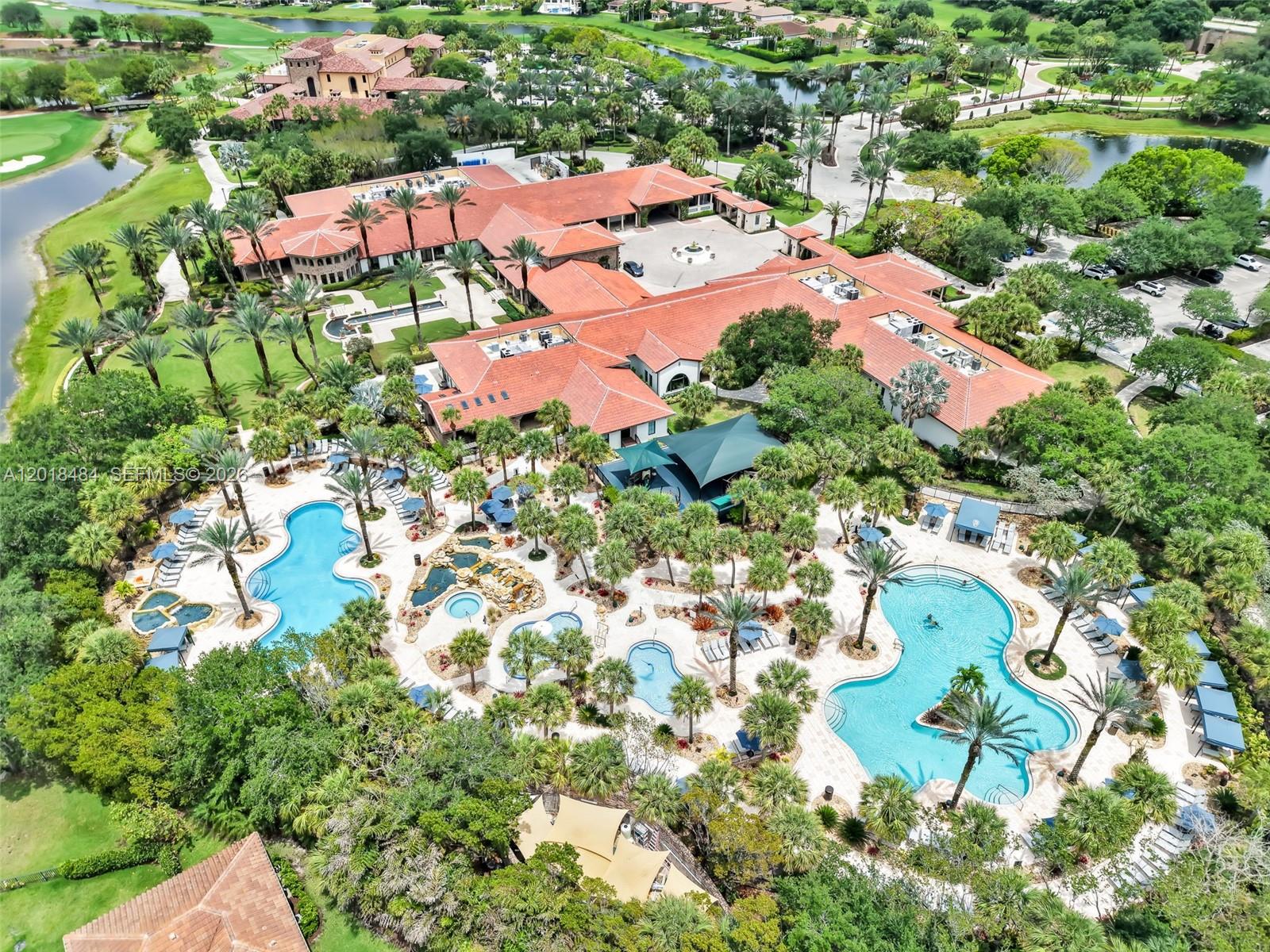 PARKLAND GOLF AND COUNTRY - Residential