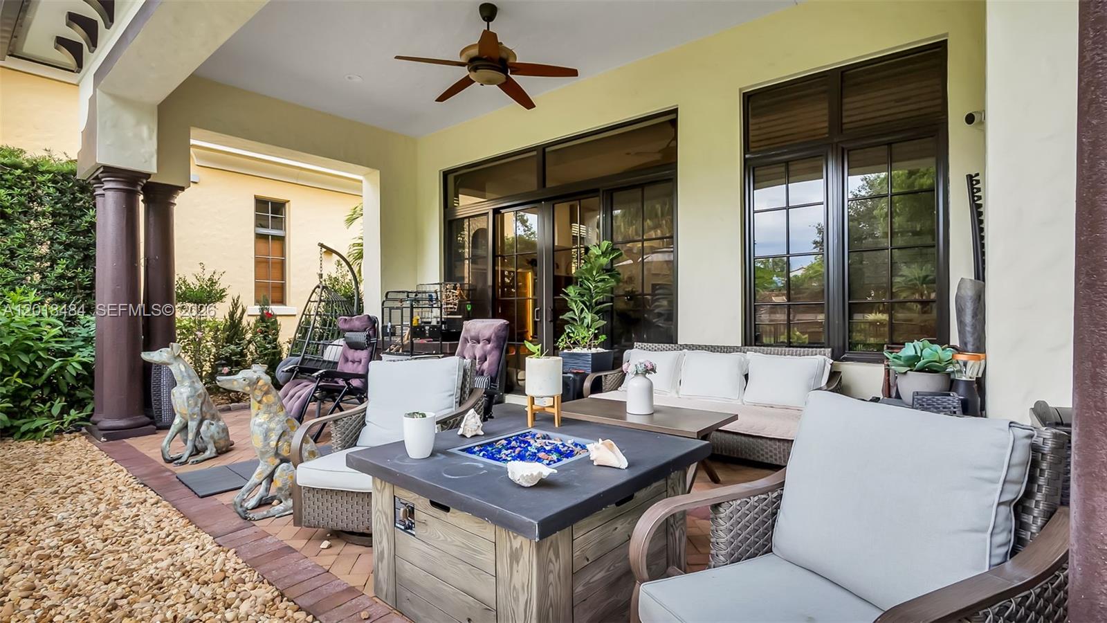 PARKLAND GOLF AND COUNTRY - Residential