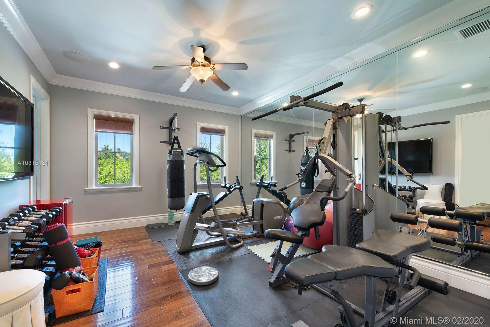 HELMS COUNTRY ESTATES RE- - Residential