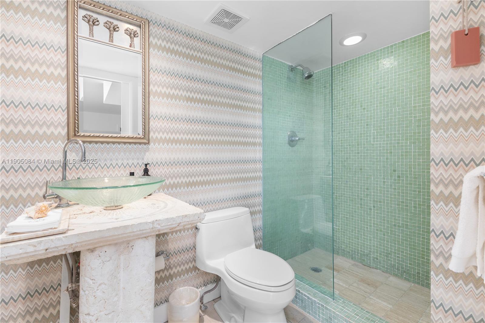 LINCOLN SUB - Residential Lease