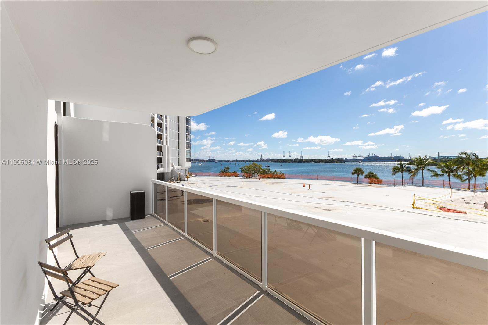 LINCOLN SUB - Residential Lease