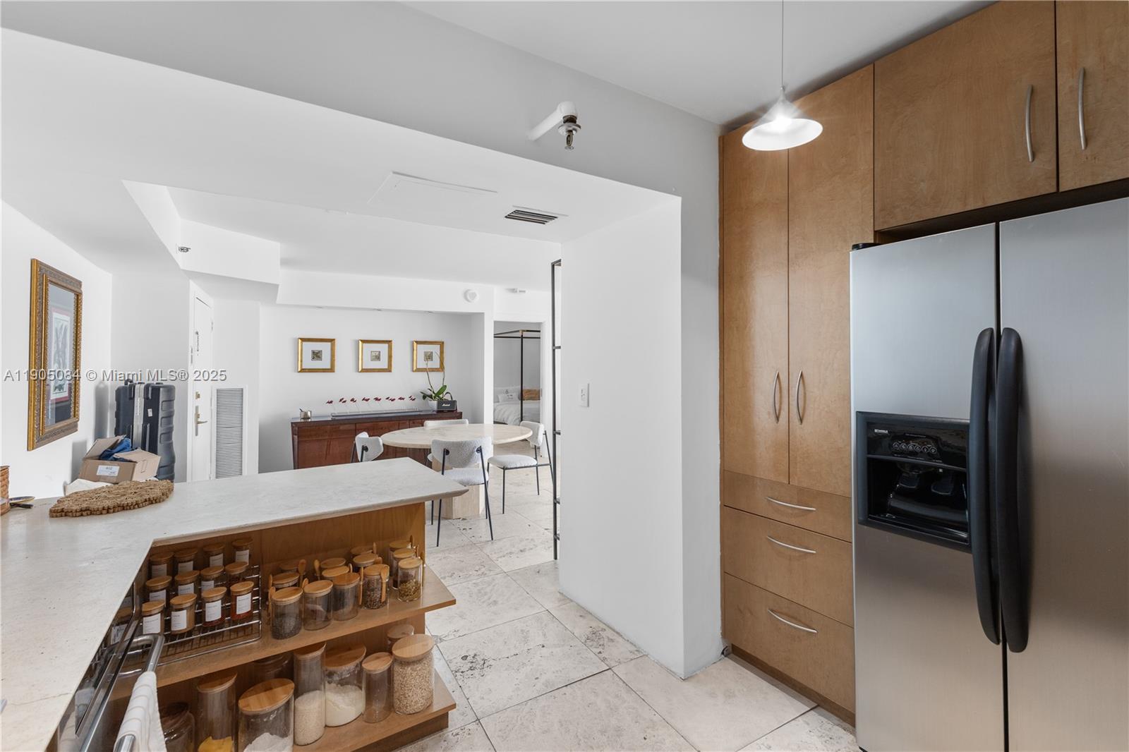 LINCOLN SUB - Residential Lease