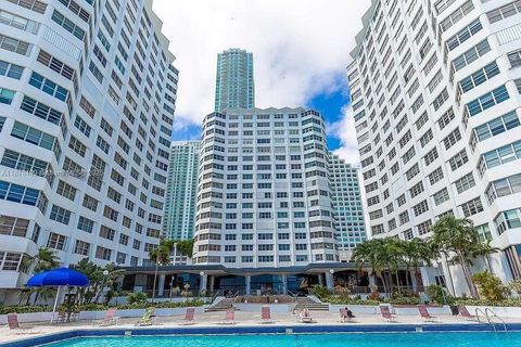825 Brickell Bay Dr 2041 Miami FL 33131