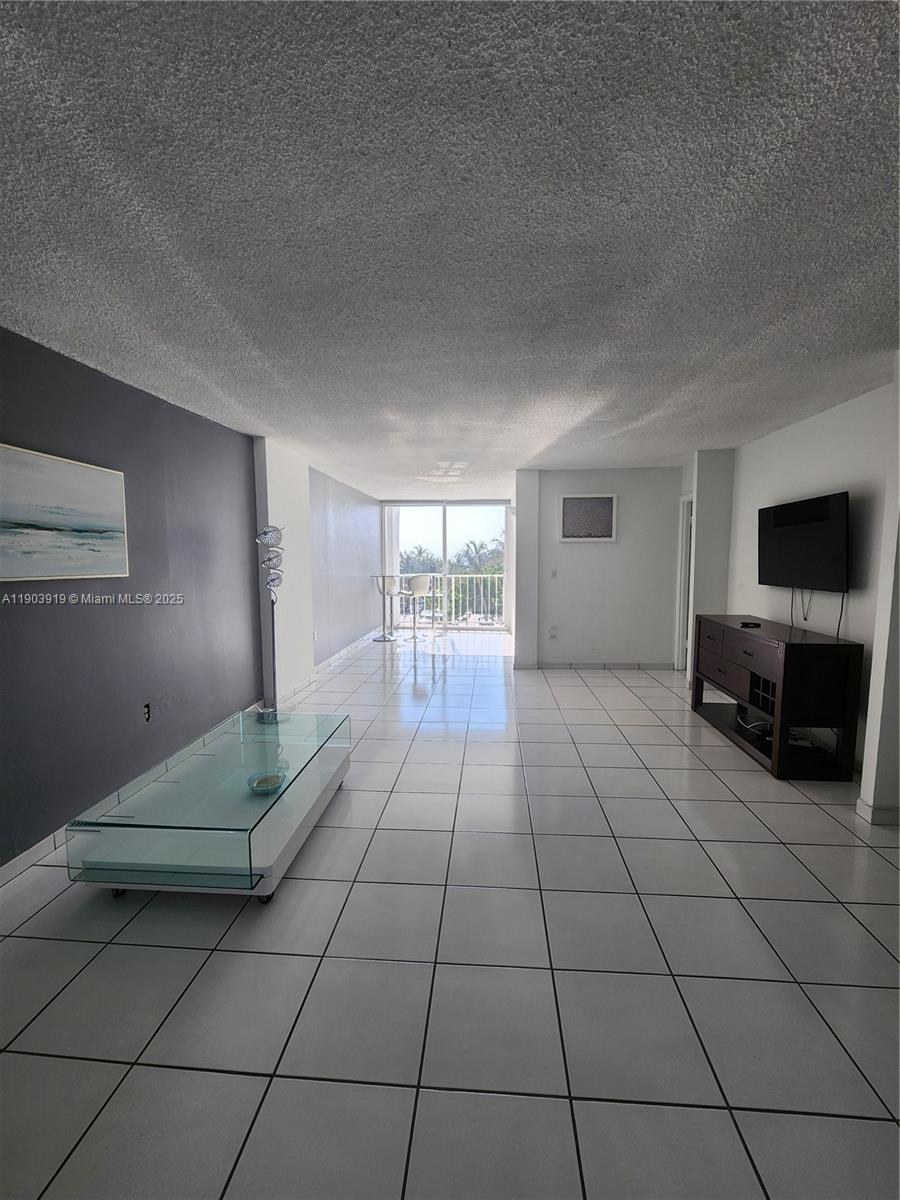 OCEAN PARK CONDO - Residential Lease