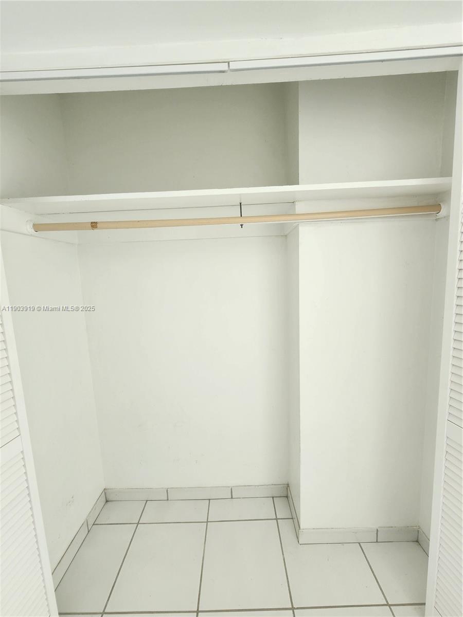 OCEAN PARK CONDO - Residential Lease