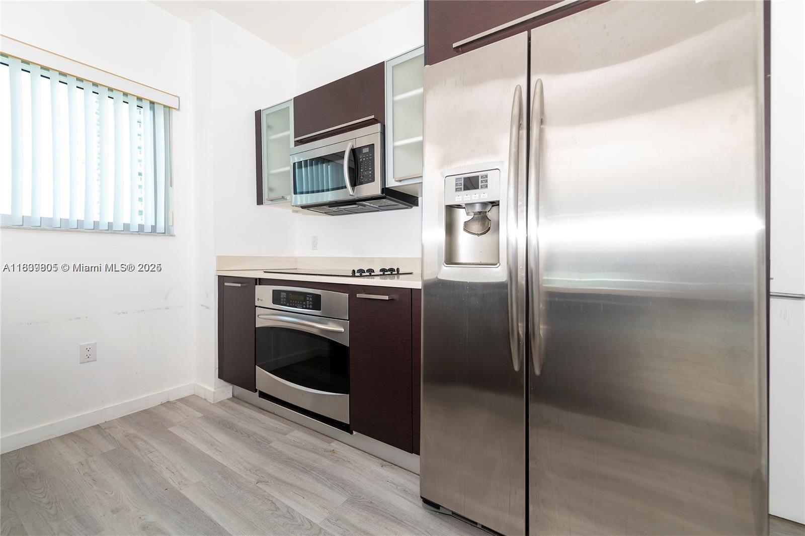 333 NE 24th St 901