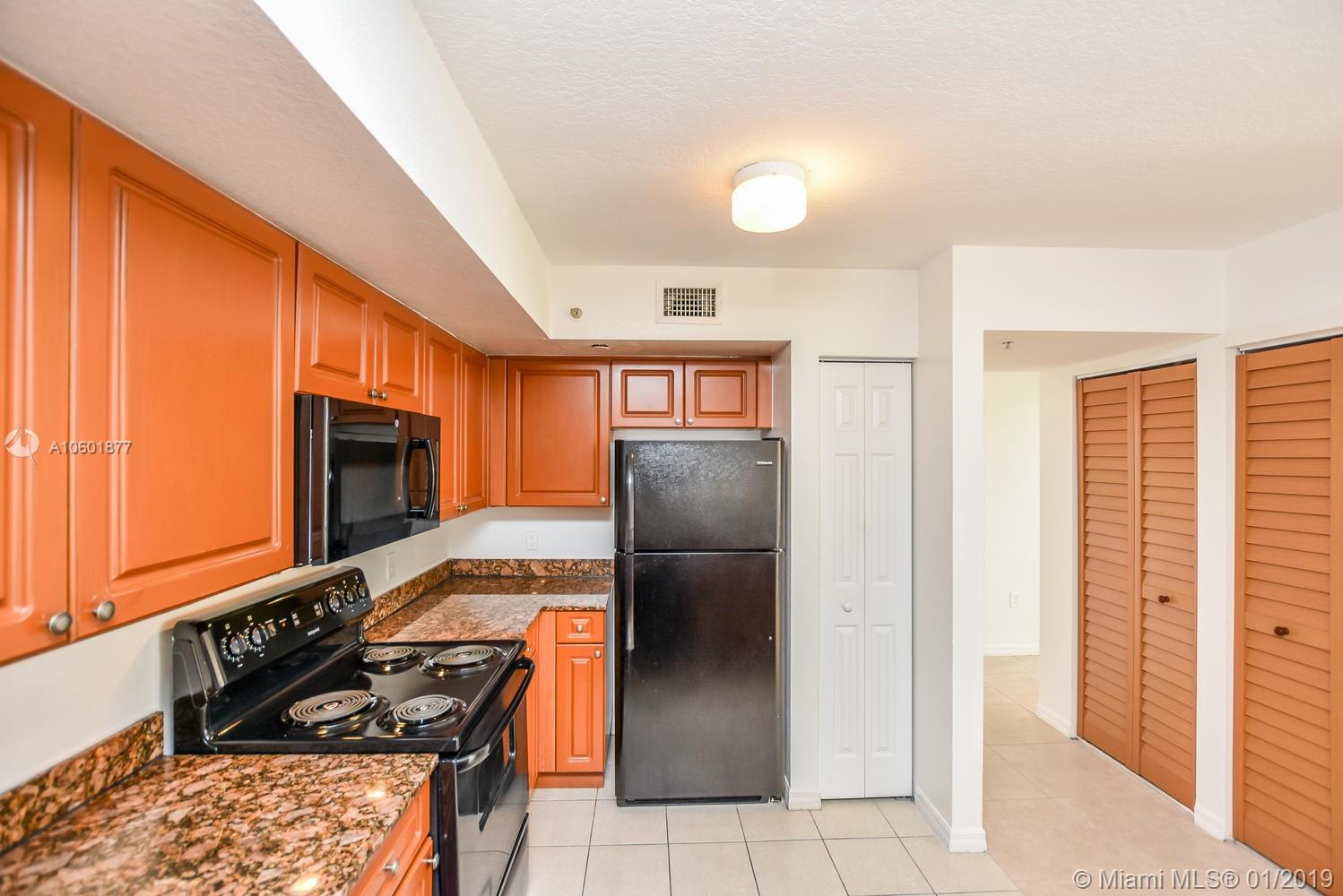 THE OAKS IN NORTH MIAMI C - Residential Lease