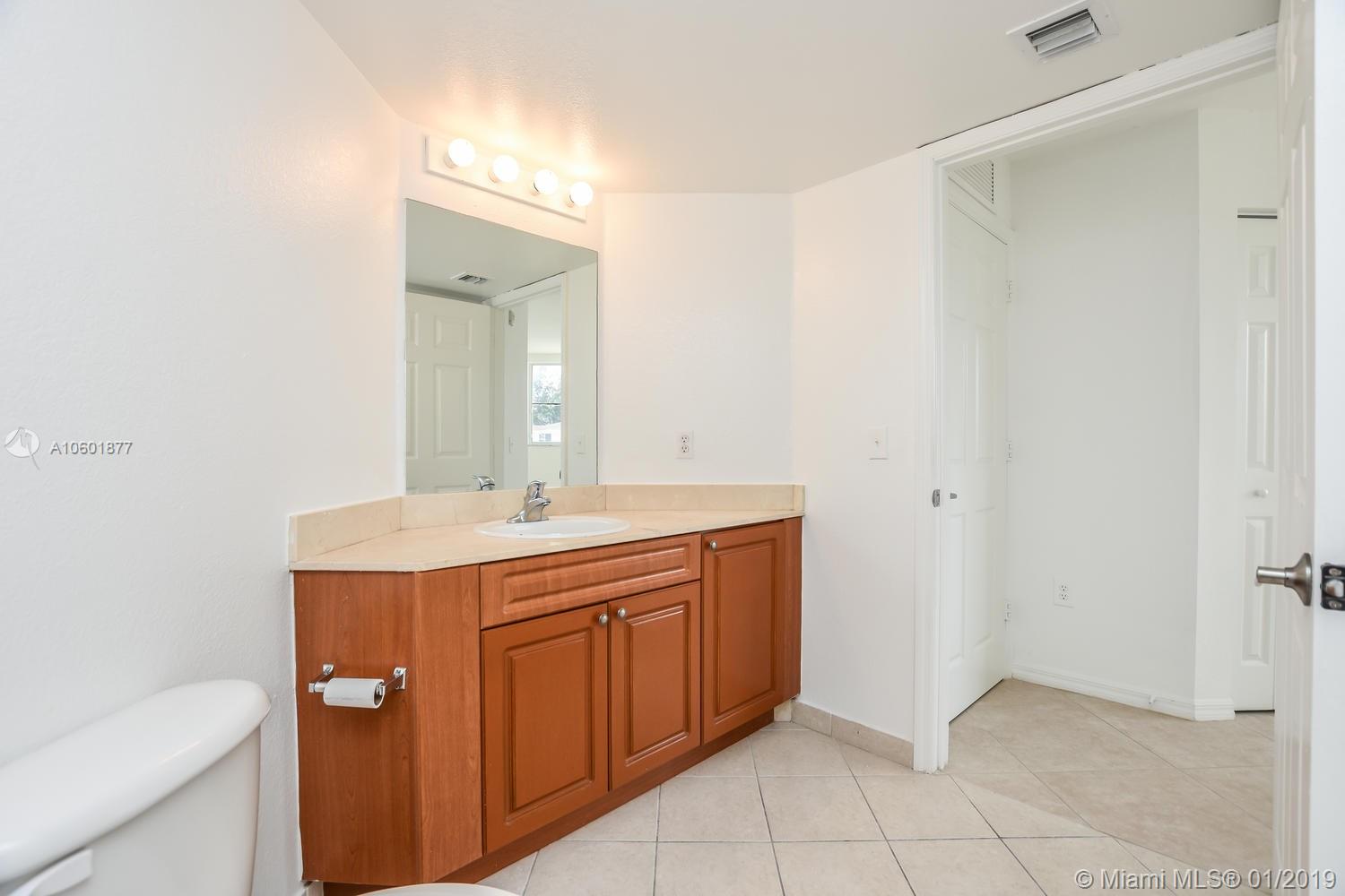 THE OAKS IN NORTH MIAMI C - Residential Lease