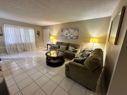 Photo of 251 SW 134th Way #314M, Pembroke Pines, FL 33027 (MLS # A11931445)