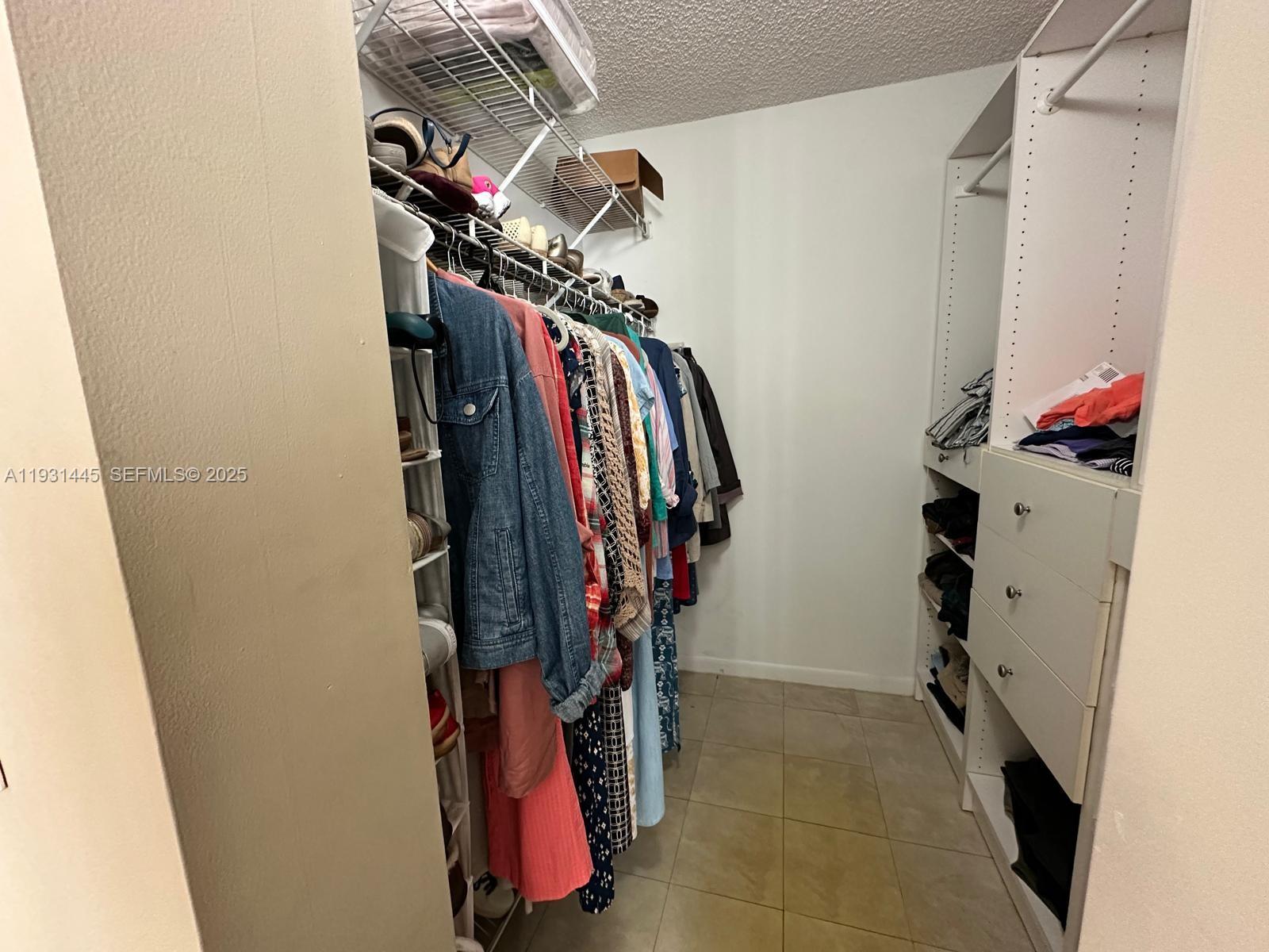 NEW HAMPTON AT CENTURY VI - Residential